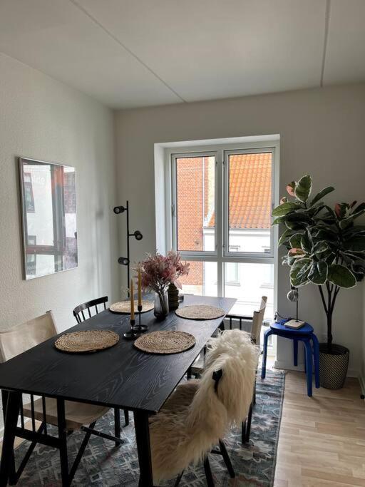 Moderne Lejlighed I Hjertet Af Odense C Lejlighed Eksteriør billede